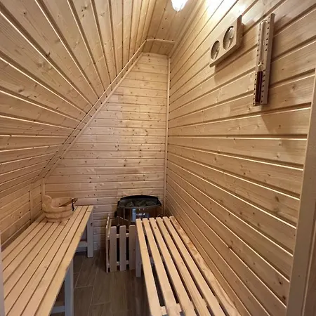 Nicole & Restaurant 酒店 2*