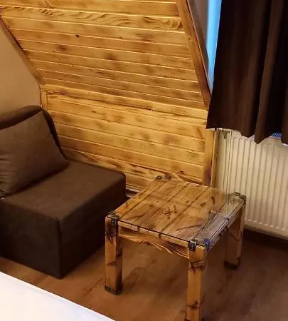 Nicole & Restaurant 酒店 萨莫科夫