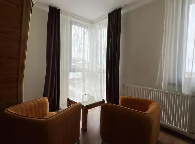 Hotel Nicole & Restaurant 2*