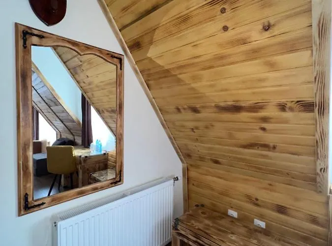 Nicole & Restaurant Hotel